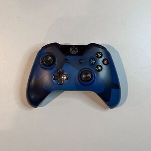 Xbox One Controller Blue Camo (Model 1537) - Tested